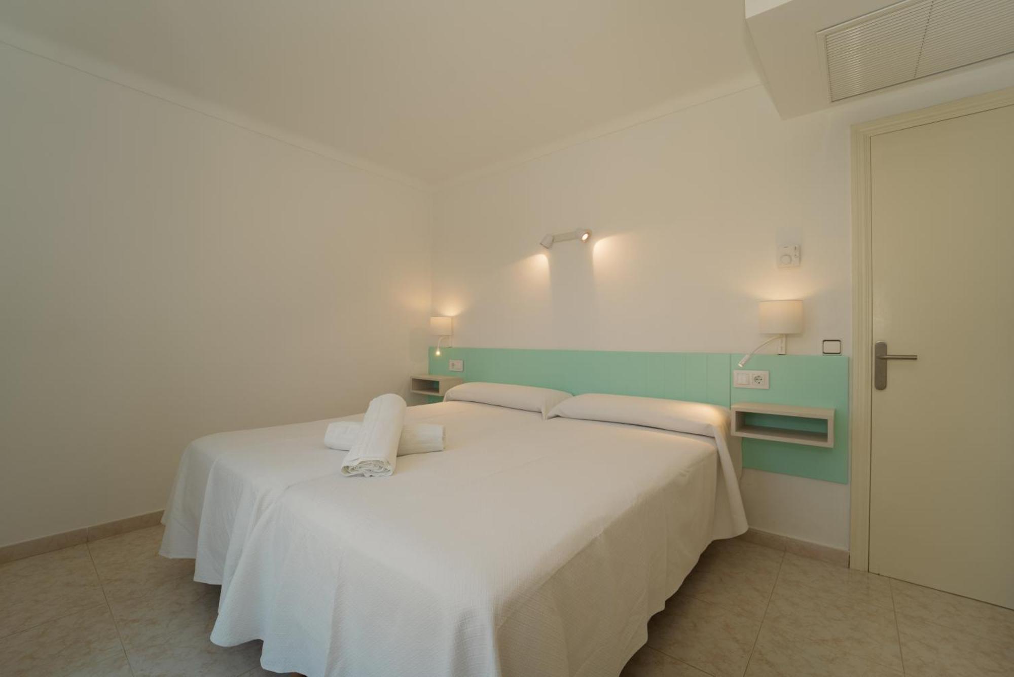 Apartaments Andreas Колонья Сант Джордин Экстерьер фото